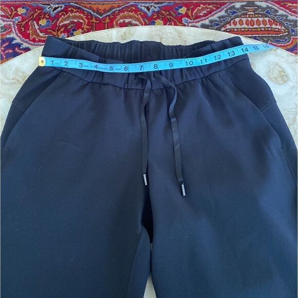 Lululemon On The Fly Jogger Woven Black - Picture 11 of 15